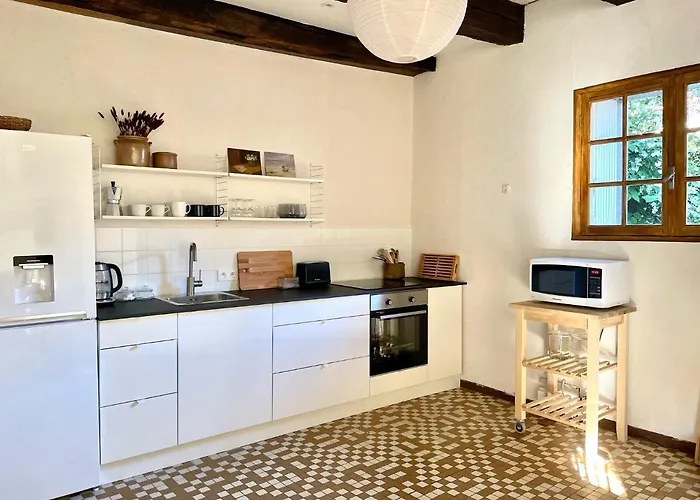 Stylish One Bedroom In A Lovely Village Saint-Vincent-Rive-dʼOlt