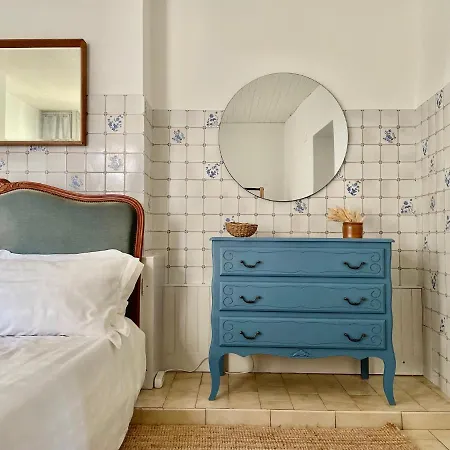 Stylish One Bedroom In A Lovely Village * Saint-Vincent-Rive-d'Olt